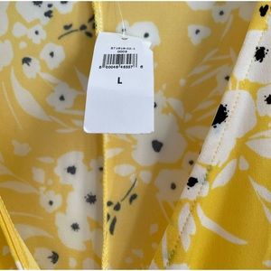 Banana Republic Factory wrap dress with white & black floral prints